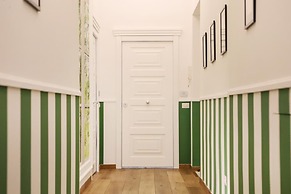 Vittorio Emanuele Modern Apartment IV by Wonderful Italy