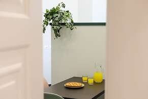 Vittorio Emanuele Modern Apartment IV by Wonderful Italy