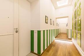 Vittorio Emanuele Modern Apartment IV by Wonderful Italy