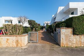 White Sea by Wonderful Italy - Villetta Merida