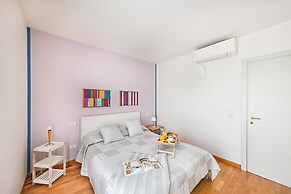 Villa Vittoria con Vista Lago e Piscina by Wonderful Italy