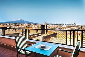 Terrazza con Vista Etna e Centro Storico by Wonderful Italy