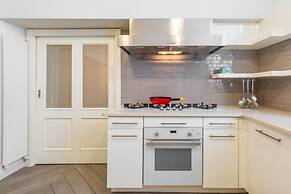 Elegante Appartamento a Piazza dei Martiri by Wonderful Italy