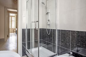 Cavour Apartment Near the Cathedral by Wonderful Italy