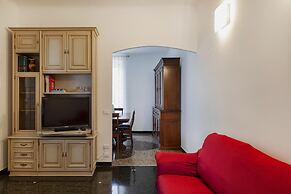 Quinto Seaview Apartment by Wonderful Italy