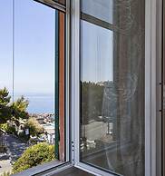 Quinto Seaview Apartment by Wonderful Italy