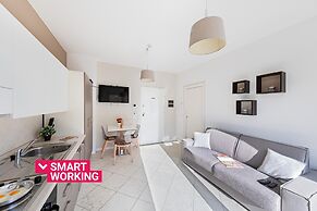 Residenza Miralago With Pool - One-bedroom Apartment With City View