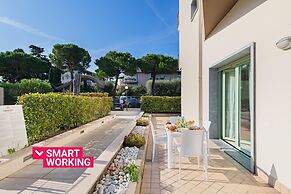 Residenza Miralago With Pool - One-bedroom Apartment With City View