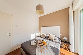 Residenza Miralago With Pool - One-bedroom Apartment With City View