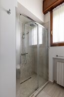 Classic Style Apartment by Wonderful Italy