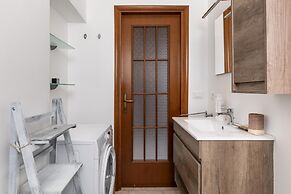 Classic Style Apartment by Wonderful Italy