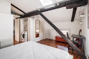 La Mansarda di Via Zamboni by Wonderful Italy