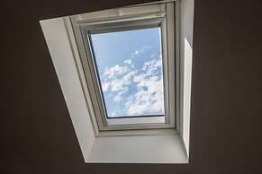 La Mansarda di Via Zamboni by Wonderful Italy