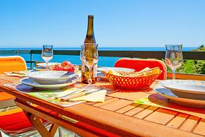 Le Orchidee 14 con Vista Mare by Wonderful Italy