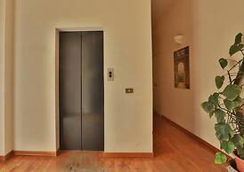 Amazing Sea View in Historic Building in Downtown