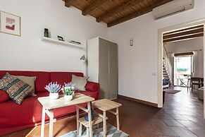Salomone Apartment 8 con Balcone by Wonderful Italy