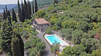 Villa Mariavittoria con Piscina by Wonderful Italy