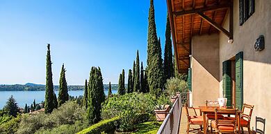Villa Mariavittoria con Piscina by Wonderful Italy