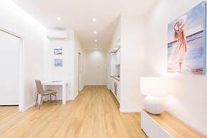 Style House in Naples by Wonderful Italy