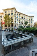 Style House in Naples by Wonderful Italy