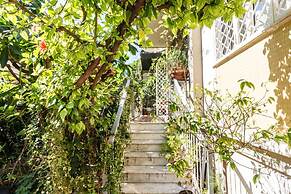 Casa Sole Luna con Giardino by Wonderful Italy