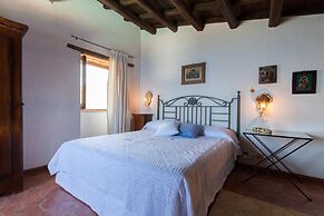 Relax at the Swimming Pool by Wonderful Italy