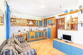 Le Cicorie 8 P1 Apartment by Wonderful Italy