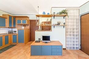 Le Cicorie 8 P1 Apartment by Wonderful Italy