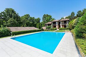 Le Cicorie 8 P1 Apartment by Wonderful Italy