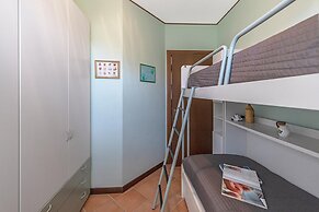 Le Cicorie 8 P1 Apartment by Wonderful Italy