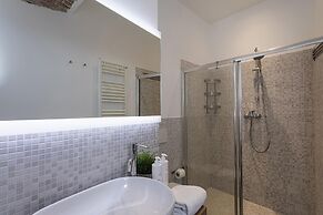 Vegetti Twins Apartment B by Wonderful Italy