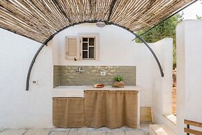 Villa d Itria With Trullo and Pool by Wonderful Italy