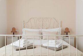 Villa d Itria With Trullo and Pool by Wonderful Italy