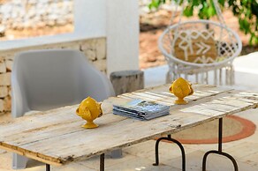 Villa d Itria With Trullo and Pool by Wonderful Italy