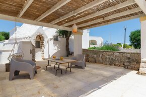 Villa d Itria With Trullo and Pool by Wonderful Italy