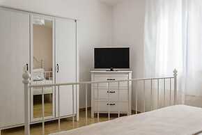 Villa d Itria With Trullo and Pool by Wonderful Italy