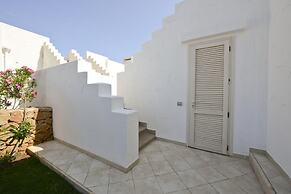 Blue Sea Villas With Garden View by Wonderful Italy