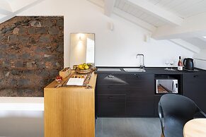 Design Apartment With Terrace by Wonderful Italy