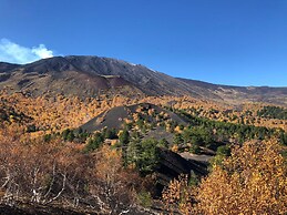Design Apartment With Terrace by Wonderful Italy