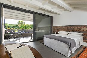 Design Apartment With Terrace by Wonderful Italy