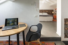 Design Apartment With Terrace by Wonderful Italy