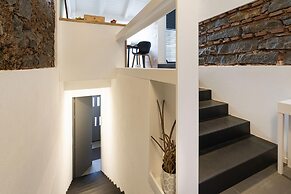 Design Apartment With Terrace by Wonderful Italy