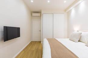 Family Style House in Naples by Wonderful Italy