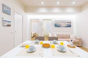 Family Style House in Naples by Wonderful Italy