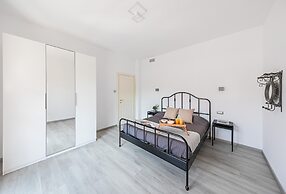 Il Quadrifoglio D4 con Piscina by Wonderful Italy