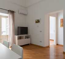 Lungarini Apartment by Wonderful Italy