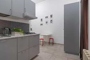 Lungarini Apartment by Wonderful Italy