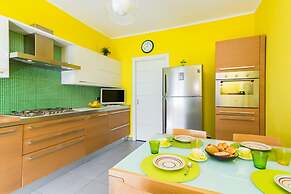 Casa Lami in Zona Cenisia by Wonderful Italy