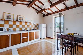 Gli Iris Apartments - Casa con Terrazza by Wonderful Italy