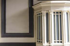 Vittorio Emanuele Modern Apartment I by Wonderful Italy